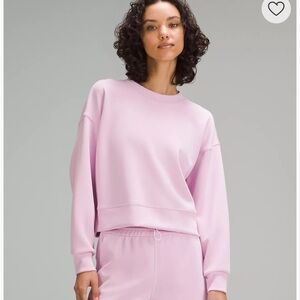 Lulu Lemon - Perfectly oversized cropped crew